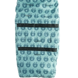 Sove- og kørepose med æbleprint fra Småfolk (str. Totallængde. 100 cm)