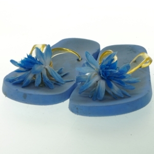 Blå klipklapper med blomst (str. 41 )