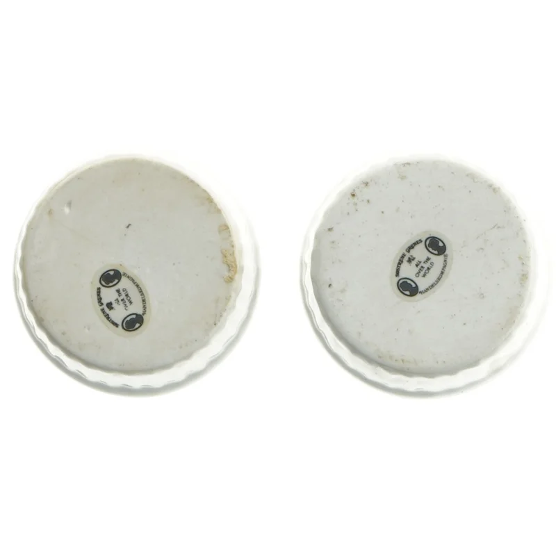 To hvide ramekiner fra Søstrene Grene (str. ø 6,5 cm 2 styk cm)