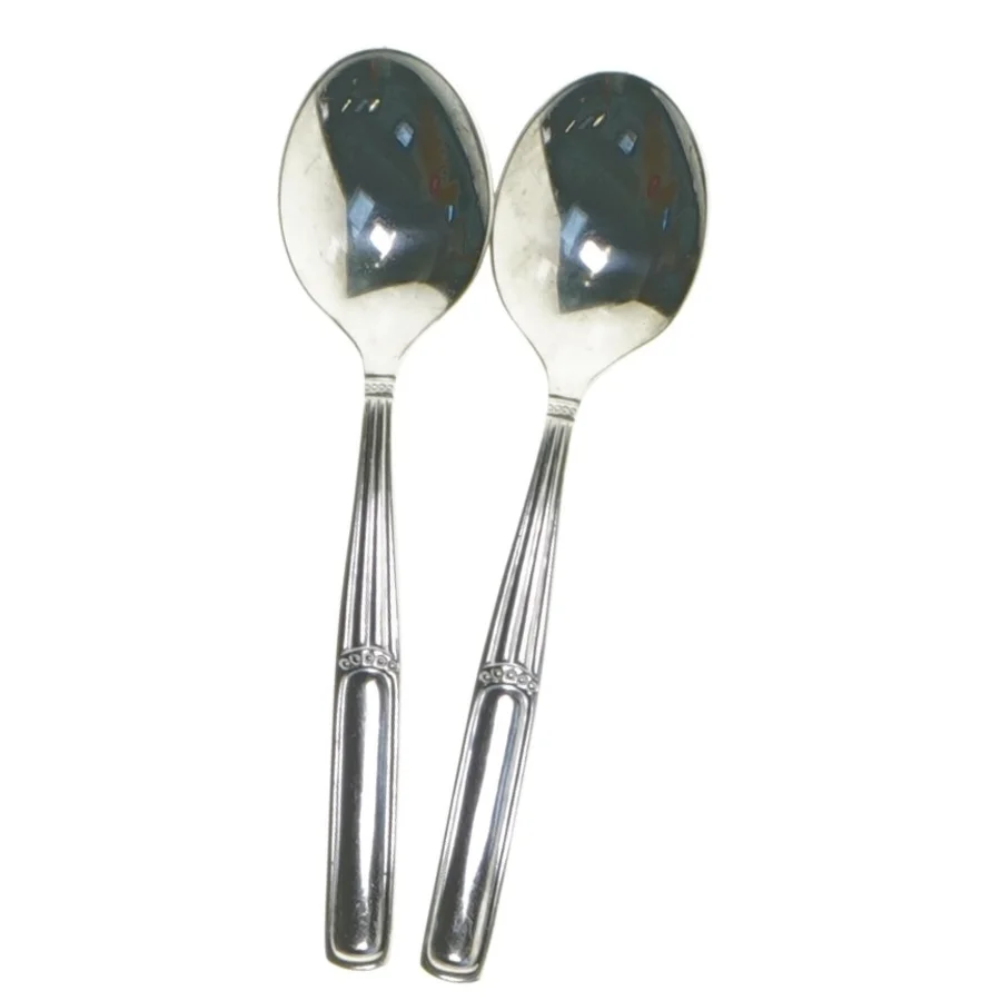 Sæt af 2 metalskeer (str. 11,5 cm)