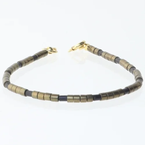 Perlearmbånd med guldspænde (str. 19 cm)