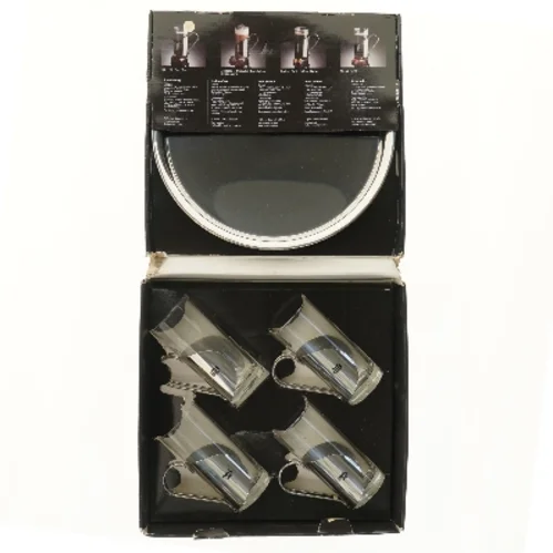 Regency Collection kaffeglas og bakke sæt fra Regency Collection (str. 31x31 cm)