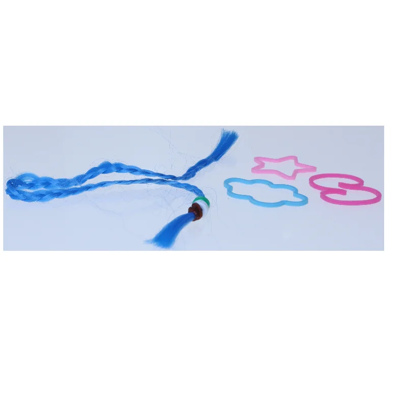 Lille legetøjsflette med figurer (str. 36 cm)