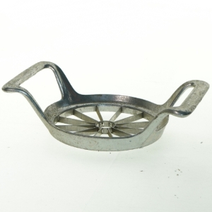 Æbleskærer i metal (str. 17x11 cm)