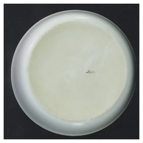 Dekorativ porcelænsskål med guldkant (str. 9x3 cm)