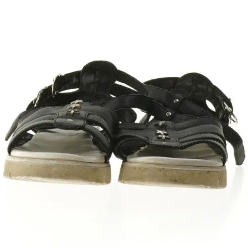 Sandaler fra Disney (str. 35 )