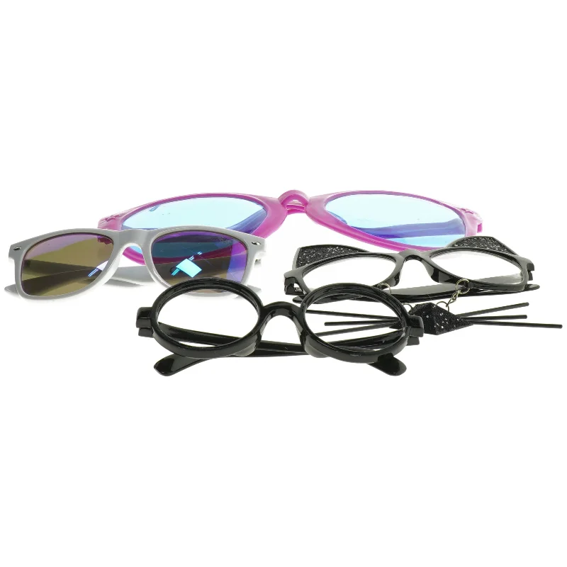 Samlet pakke med forskellige briller