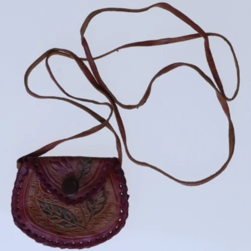 Lille lædertaske med snøre (str. 7x6 cm)