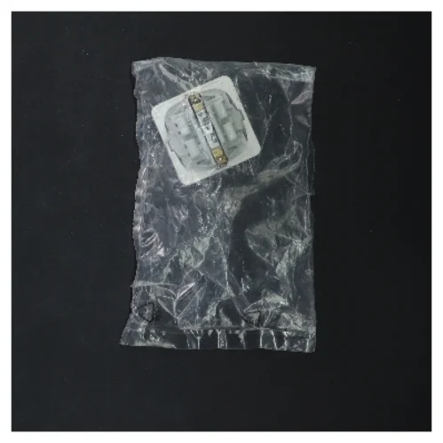 Kvadratisk vægstik (str. 5x5 cm)