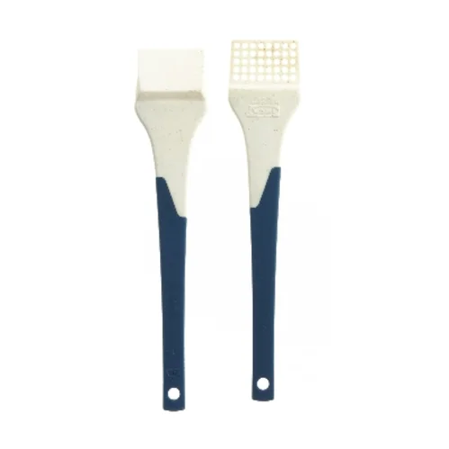 Skraber og grillbørste fra IKEA (str. 25 cm)