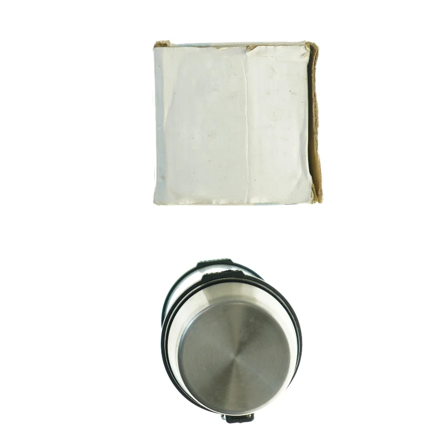 Termoflaske i rustfrit stål med original kasse (str. 1 liter)