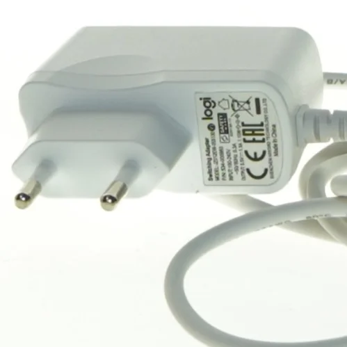 Oplader med tyndt rundt stik fra Logi (str. 180 cm)