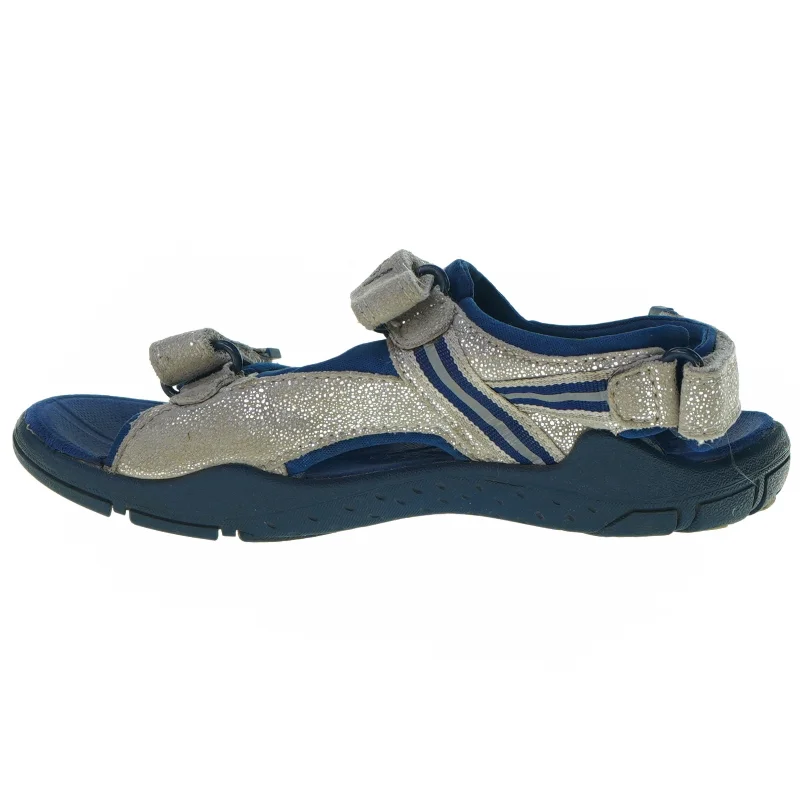 Sandaler fra Hummel (str. 33)