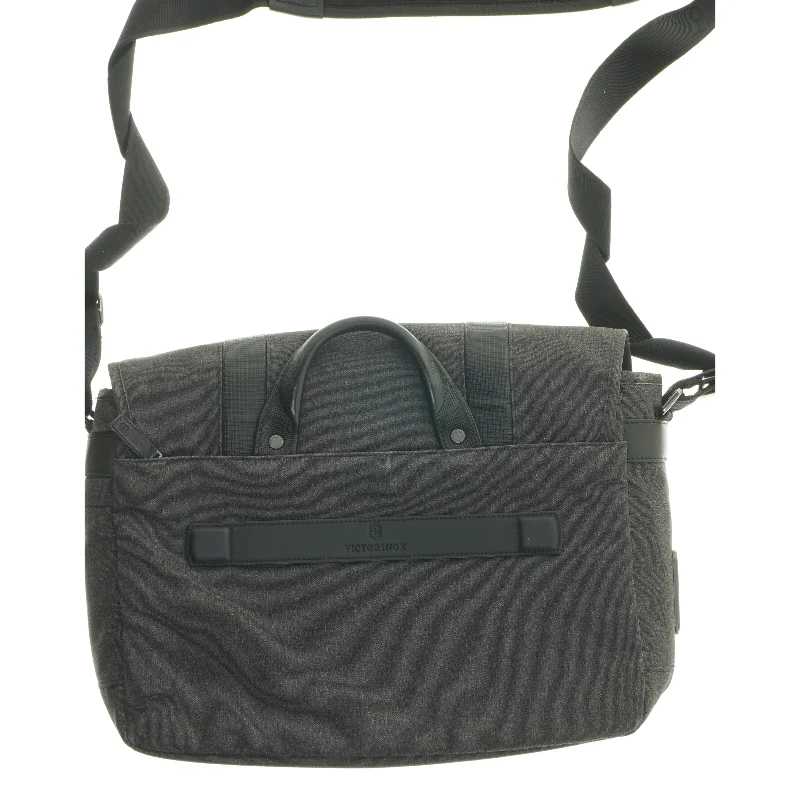 Victorinox Messenger taske fra Victorinox (str. 45x33 cm)