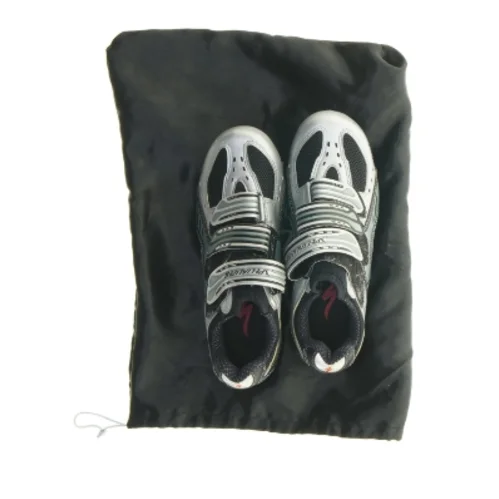 Cykelsko med carbon sål (str. 36)