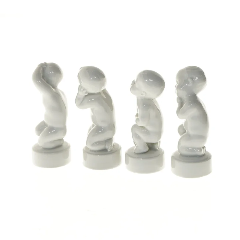 Porcelænsfigurer af de fire piner (str. 11,5 cm) fra B&G
