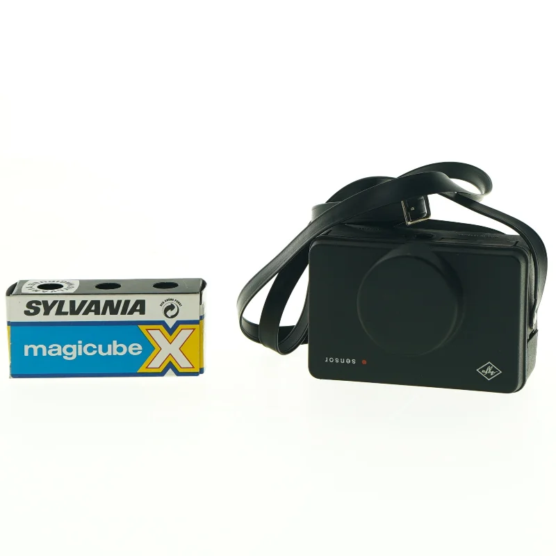 AGFAMATIC 200 sensor lommekamera med Sylvania Magicube