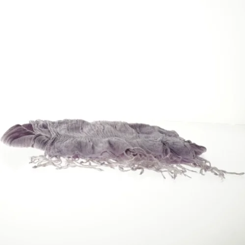 Tørklæde i lilla nuance (str. 30 x 180 cm)