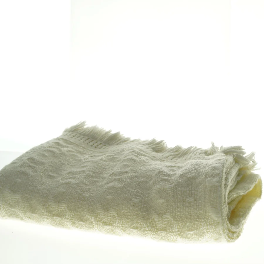 Vitoria strikket (?) tæppe (210 x 210 cm)