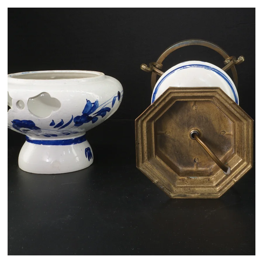 Antik bordlampe med porcelænsskærm (str. 41 cm)