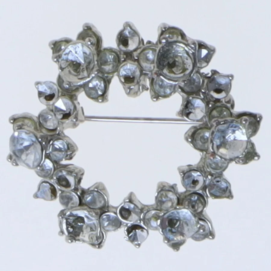 Brosche med glassten (str. 4 cm)
