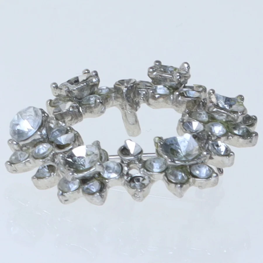 Brosche med glassten (str. 4 cm)