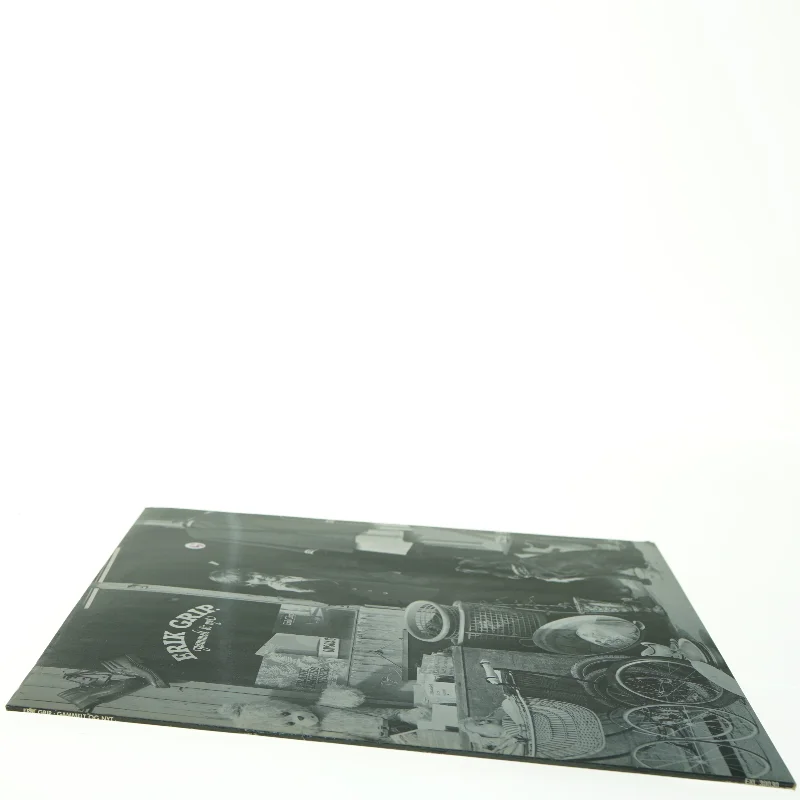 Erik Grip (str. 31 x 31 cm)