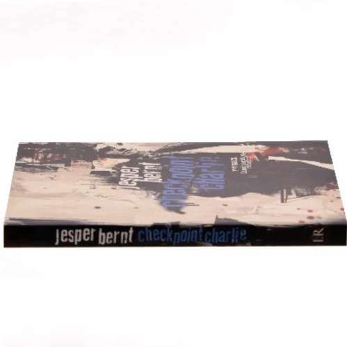 Checkpoint Charlie : roman af Jesper Bernt (Bog)