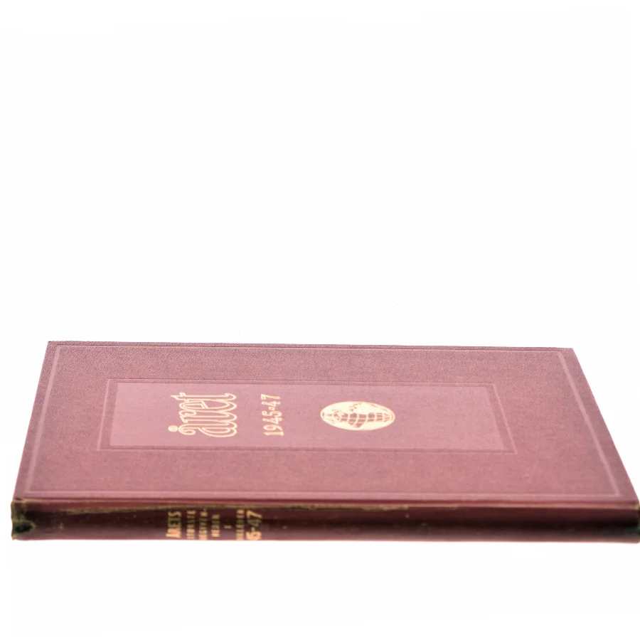 Året 1945-47 af <Bogens forfattere> (Bog)