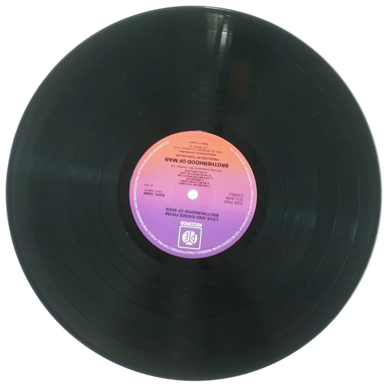 Loves and kisses from Brotherhood of Man fra Pe Records (str. 30 cm)