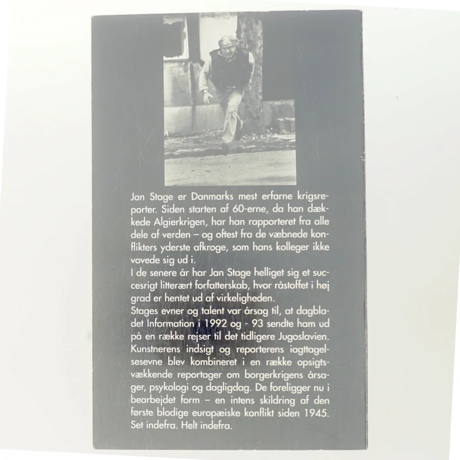 Asken brænder af Jan Stage (Bog)