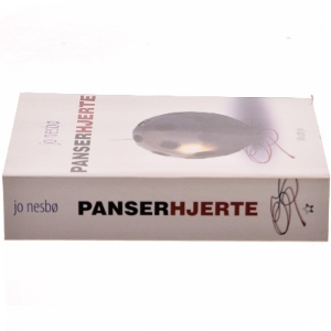 Panserhjerte af Jo Nesbø (Bog)