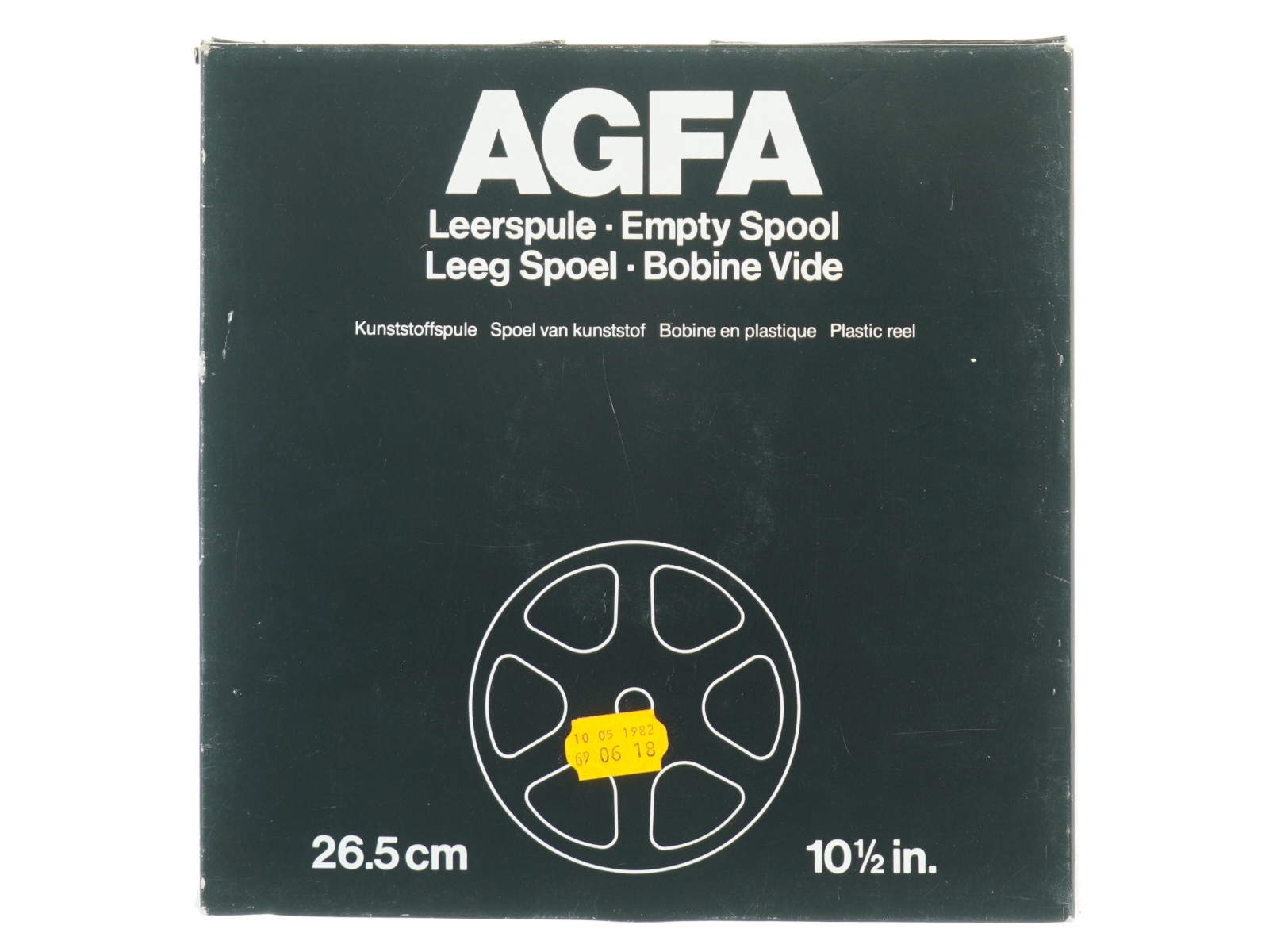 AGFA 26,5cm kvarttommebånd på plastspole  (str. 27 x 27 x 1 cm)