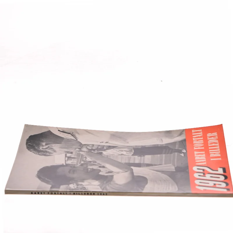 1962 Året fortalt i billeder fra Illustrationsforlaget (Bog)