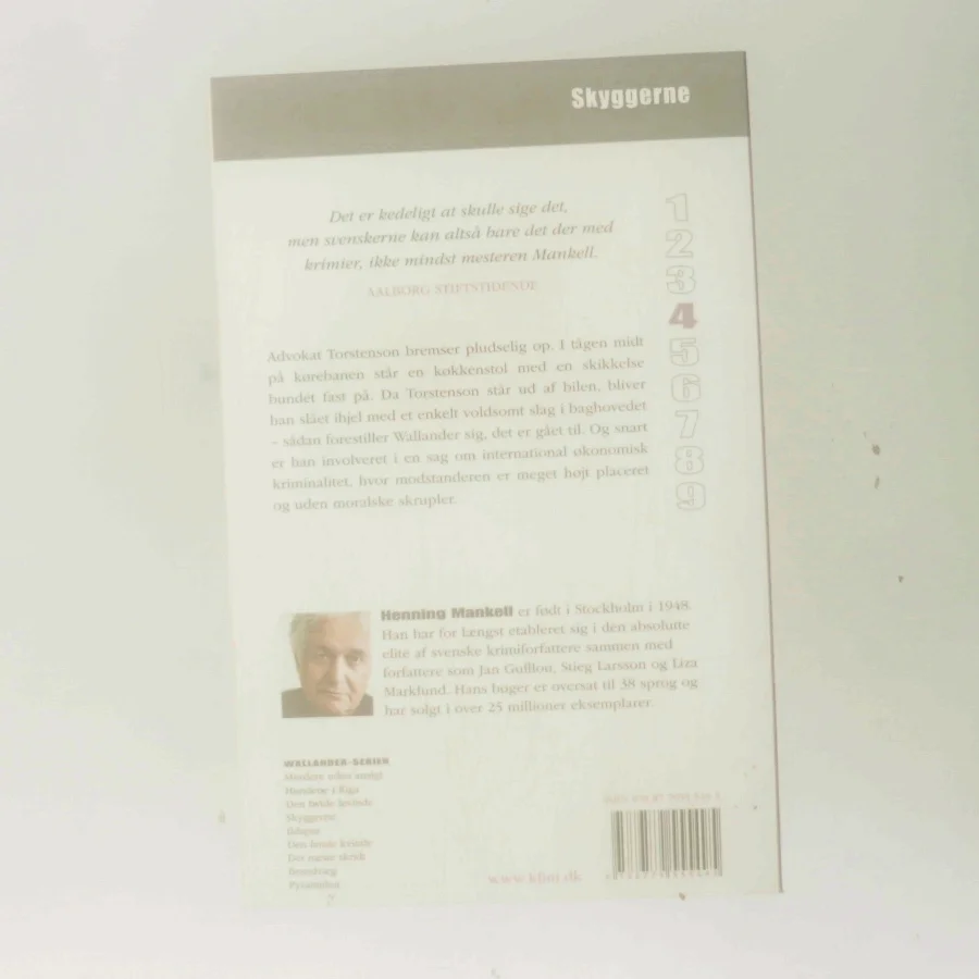 Skyggerne af Henning Mankell (Bog)