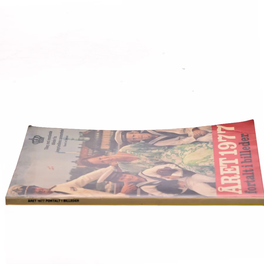 Året 1977 fortalt i billeder (Bog)