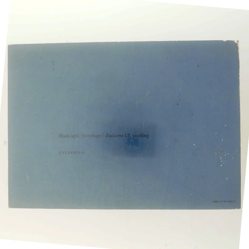 Søndags Radiserne af Charles M. Schulz (Bog)