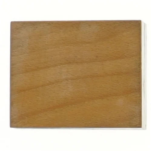 Trææske med indlagte træfigurer (str. 10x8x3,5 cm)