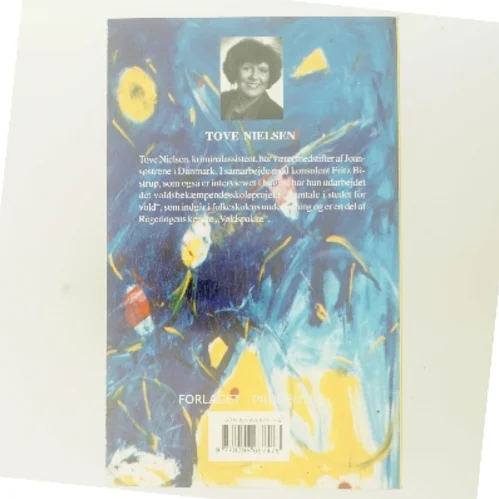 Frygt og mod af Tove Nielsen (f. 1941-12-01) (Bog)