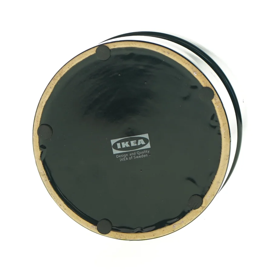 Urtepotteskjuler fra Ikea