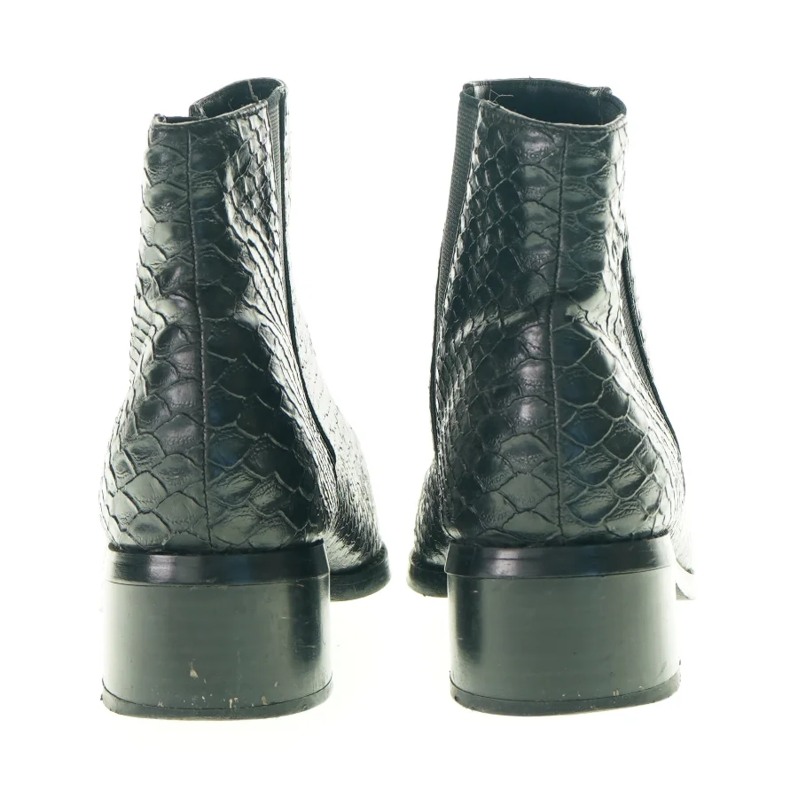 Støvler fra NLY (str. 38)