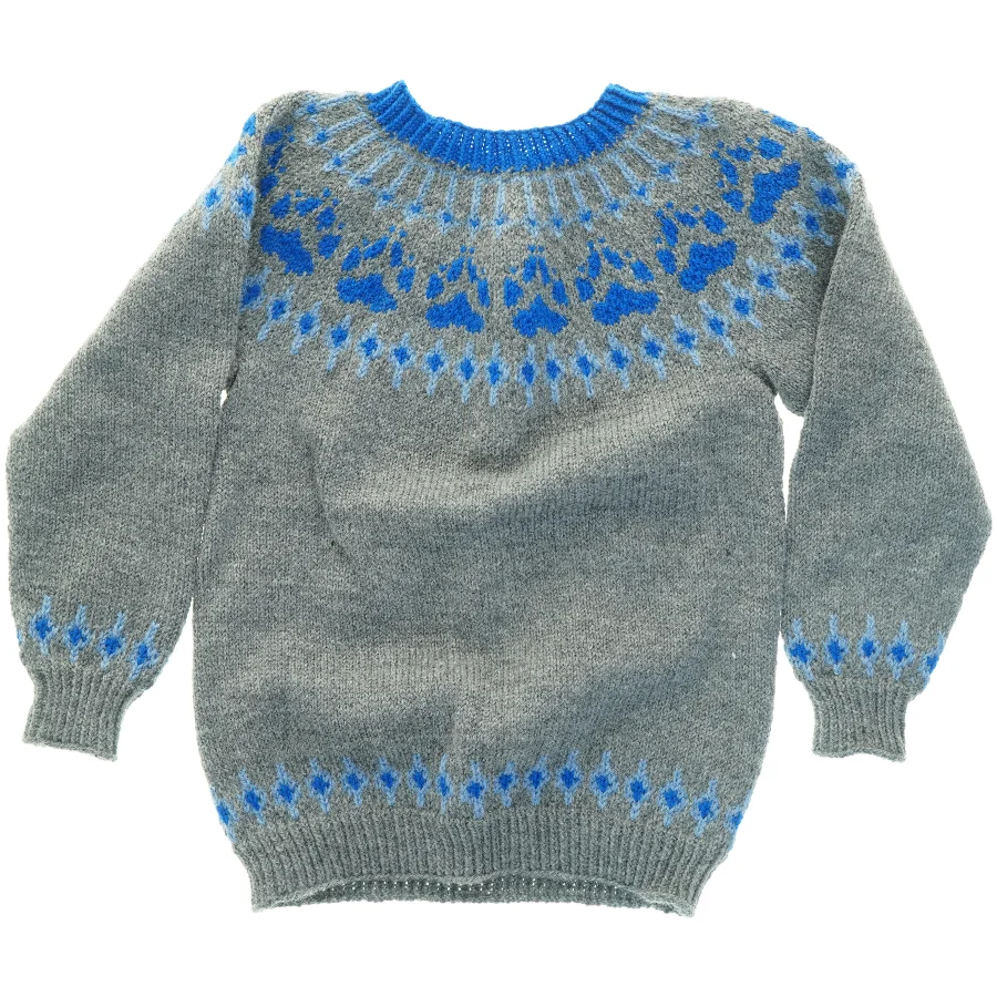 Strikket sweater (str. 40 x, 54 cm ærme 39 cm)
