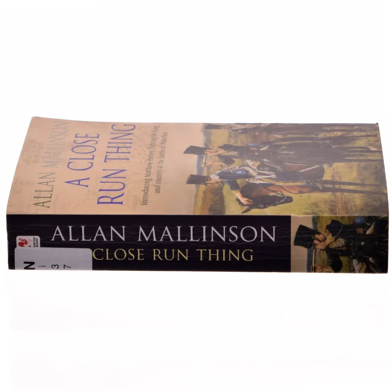 A close run thing af Allan Mallinson (Bog)
