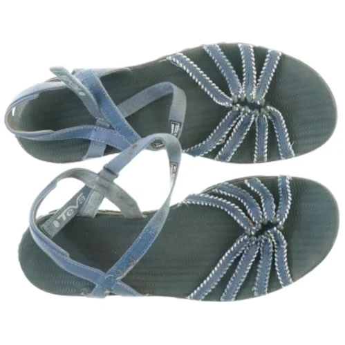 Sandaler fra Teva (str. 8)