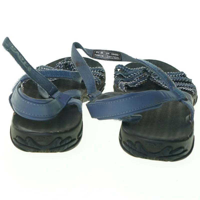 Sandaler fra Teva (str. 8)