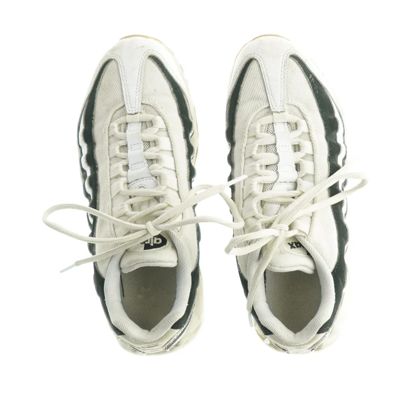 Løbesko fra Nike (str. 36,5)