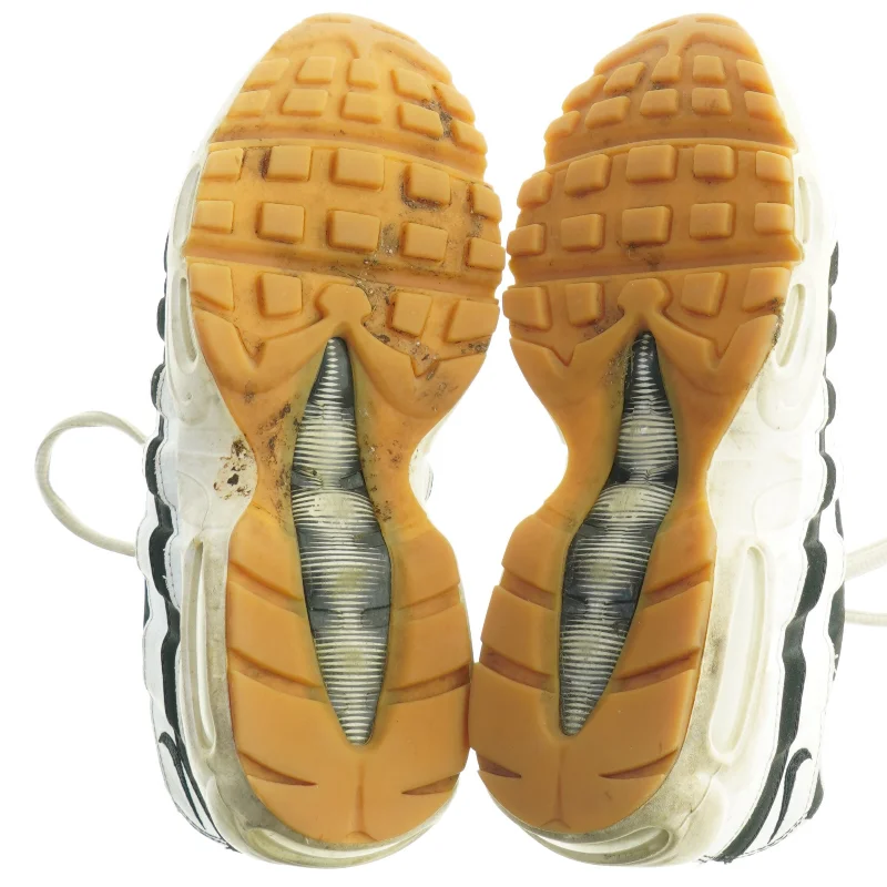 Løbesko fra Nike (str. 36,5)