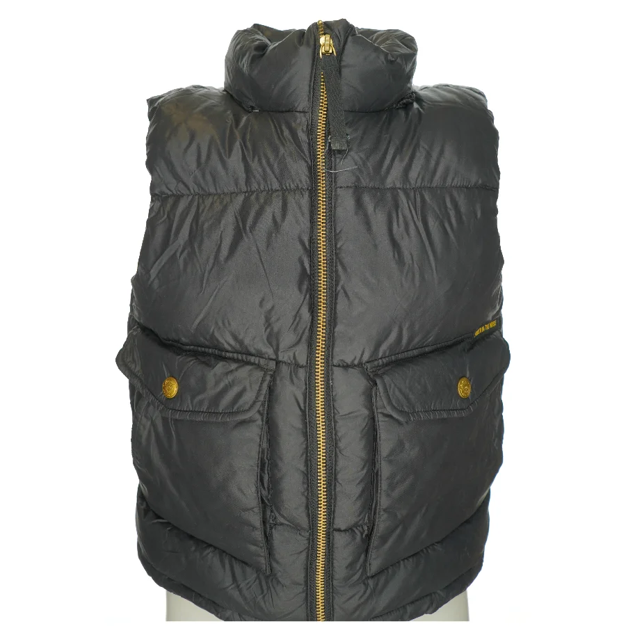 Vest med høj hals (str. ukendt)