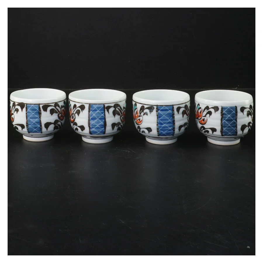 Japanske sake kopper (4 styk, 7,5x6,5 cm)