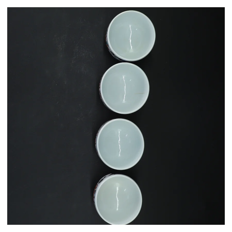 Japanske sake kopper (4 styk, 7,5x6,5 cm)